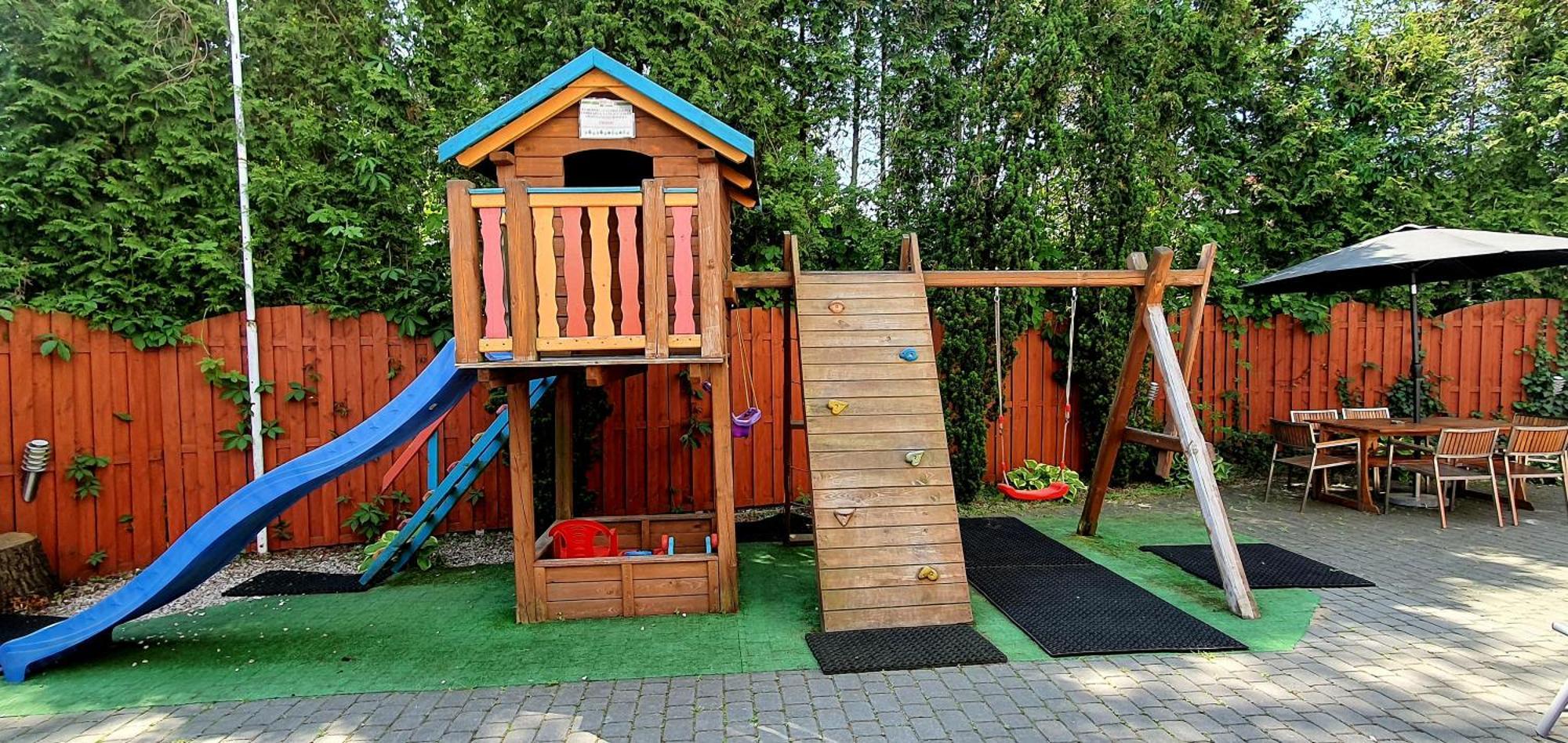 Hotel Nad Rzeczka Torun Ngoại thất bức ảnh