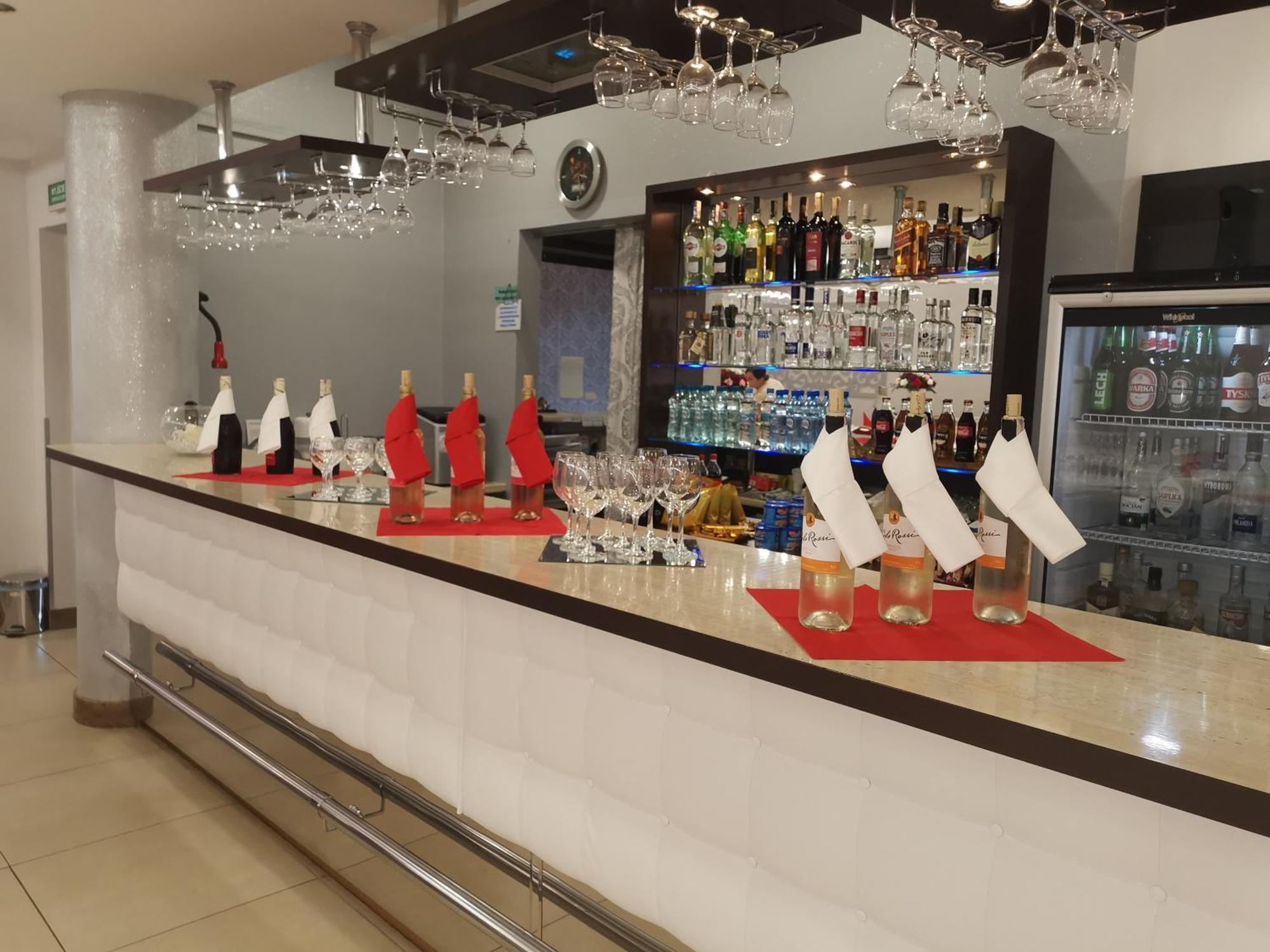 Hotel Nad Rzeczka Torun Ngoại thất bức ảnh