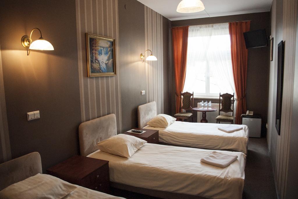 Hotel Nad Rzeczka Torun Phòng bức ảnh