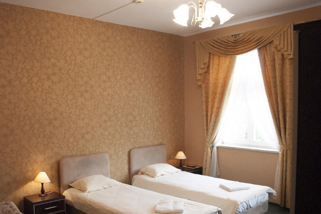 Hotel Nad Rzeczka Torun Phòng bức ảnh