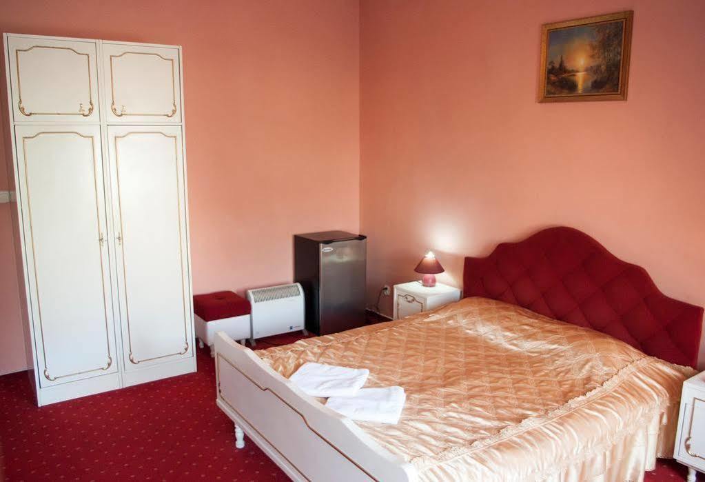 Hotel Nad Rzeczka Torun Ngoại thất bức ảnh